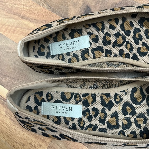 STEVEN by Steve Madden Leopard Print Flats - Picture 2 of 8